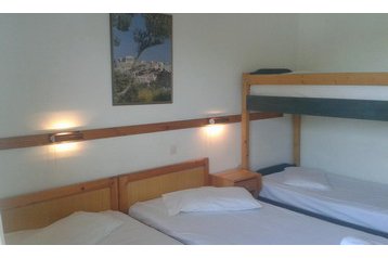 Hotell Paralía Skotínis 5